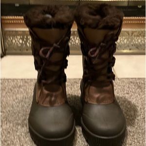 Sorel Badger Boots. New Size 6, Two tone brown